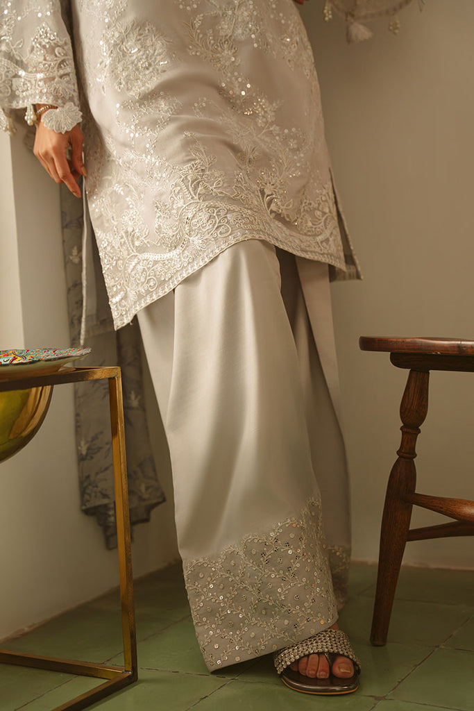 Cross Stitch | Luxe Atelier 25 | GRAY DAWN