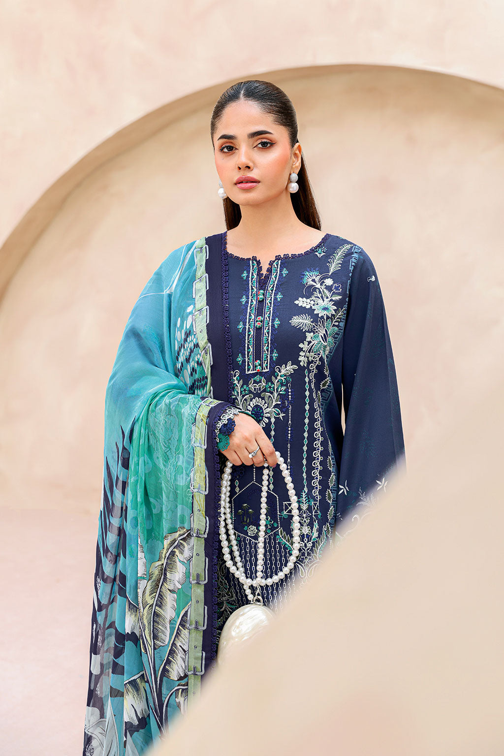 Ramsha | Mashaal Luxury Lawn | L-1501