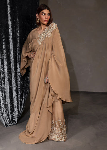 Saira Shakira | Zarae Luxury Pret | Silva