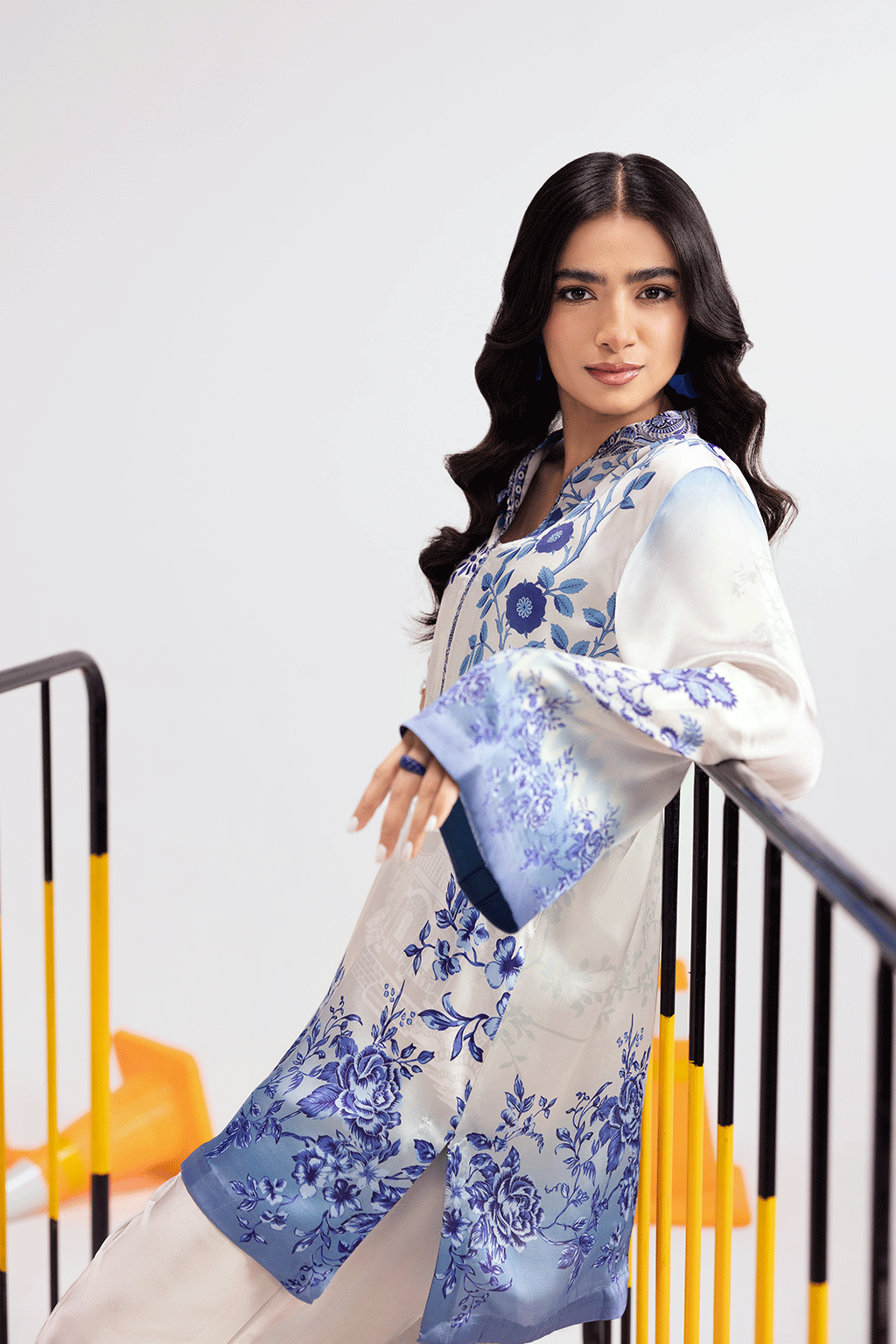 Afsanah | The Print Edit | AFSANAH STATEMENT AP-102