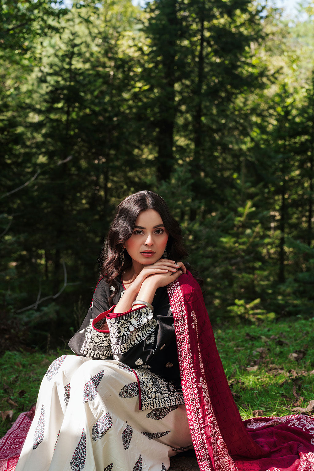 Afsanah | Silent in the Pine Tale | AL-108