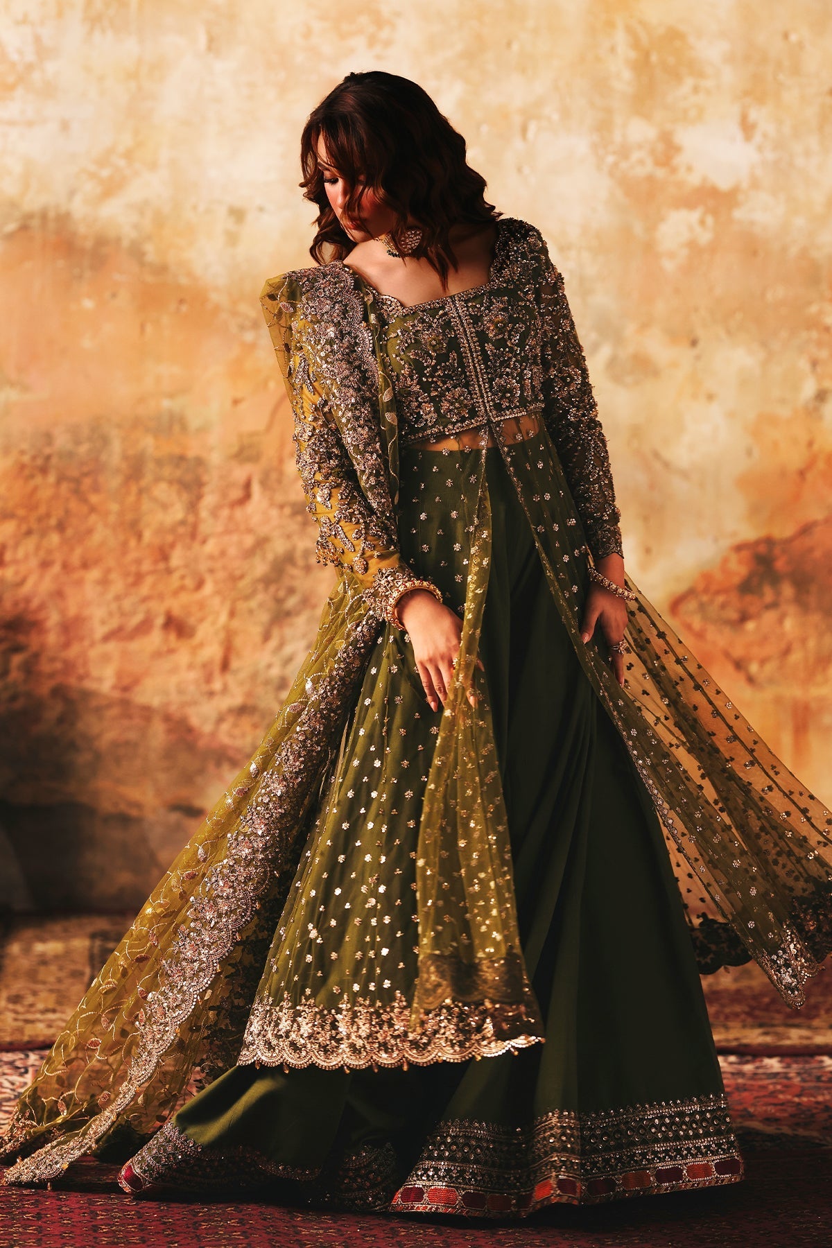 Charizma | Statement Formals | stm-5-03